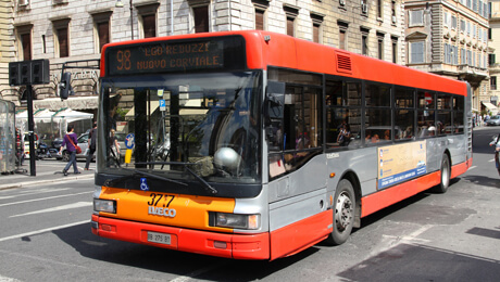 定制巴士线路，共享新能源用车